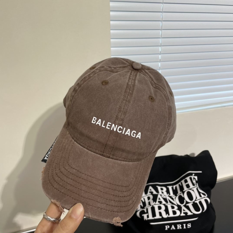 BALENCIAGA